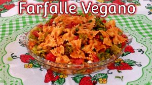 Farfalle com molho vegano