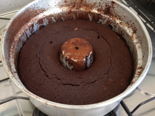 Bolo Vegano com Passas e Ame