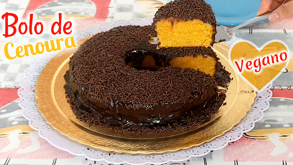 CAPA BLOG BOLO DE CENOURA VEGANO DELICIOSO - Com CHOCOLATE e Leite de Coco - Fofinho Fácil Rápido Sem Lactose
