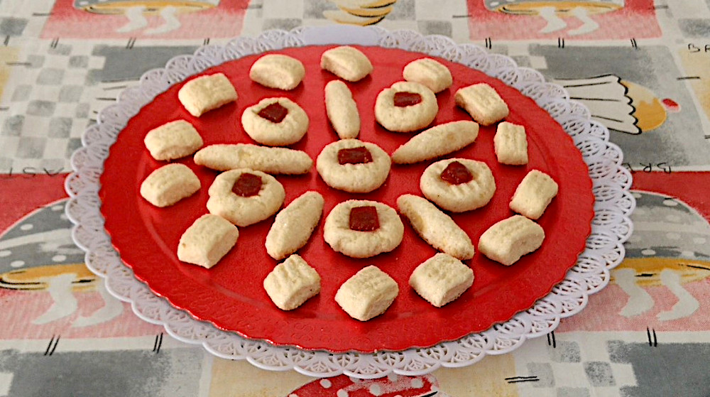 Sequilhos bandeja BRILHO vermelha KatiaVegan